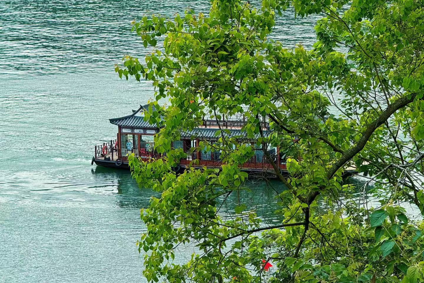 Yinghu Lake
